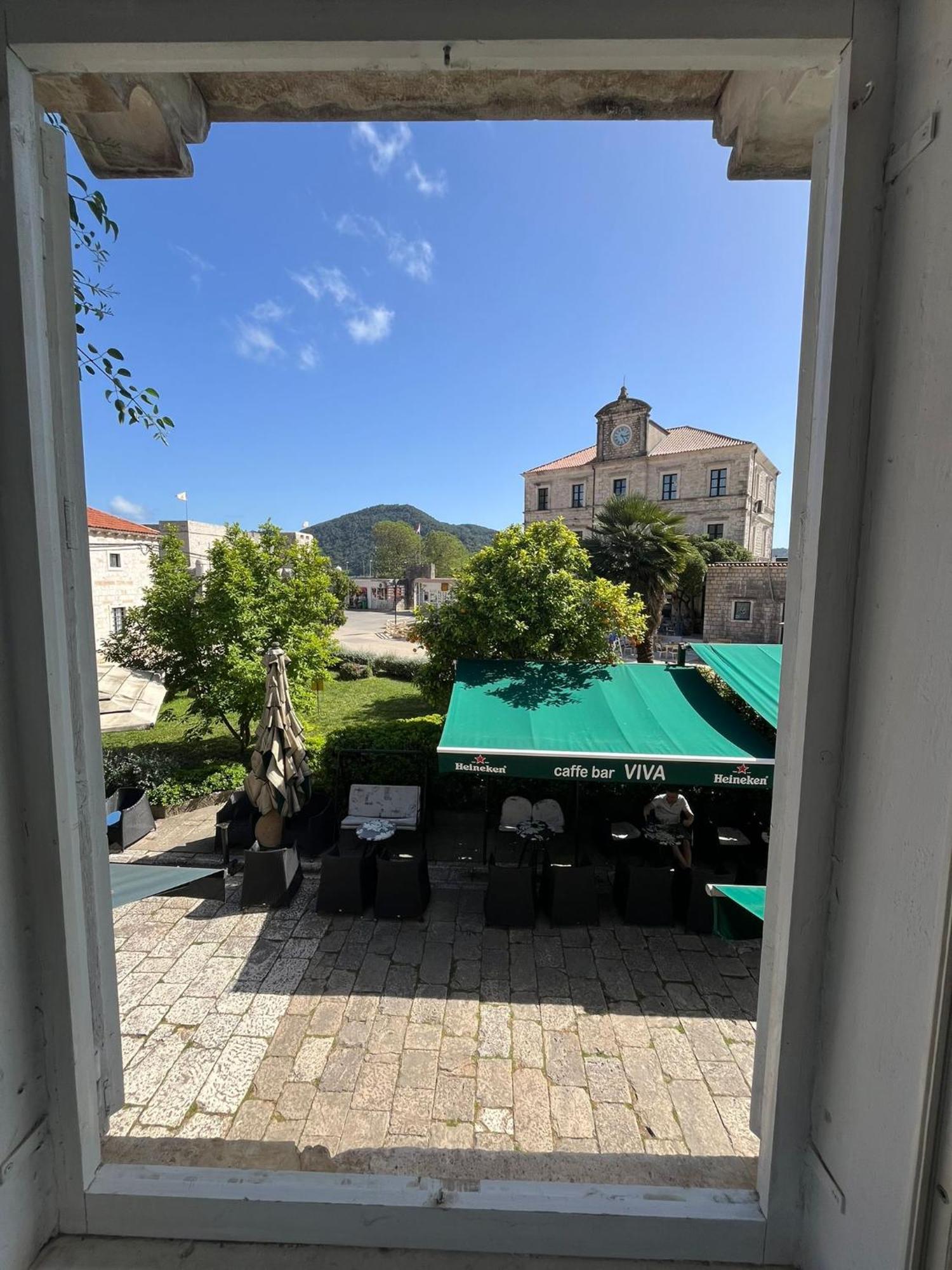 Main Street Apartment Ston Exteriör bild